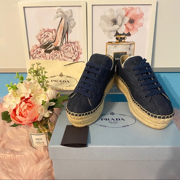 💚SOLD💚PRADA DENIM SHOES - Picture 2 of 5
